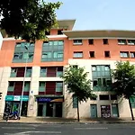 Teneo Apparthotel Bordeaux - Gare Saint Jean