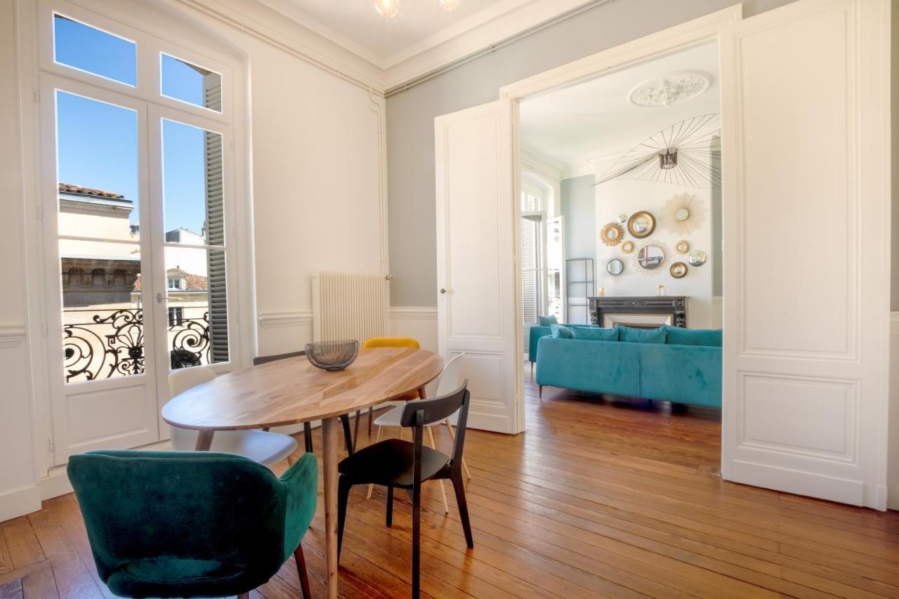 Apartment Magnifique Avec 3 En Hypercentre *