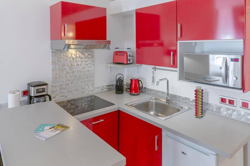 De Charme - Saint Pierre - Coeur Historique Apartamento