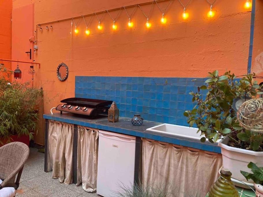 Quiet Duplex House Downtown *