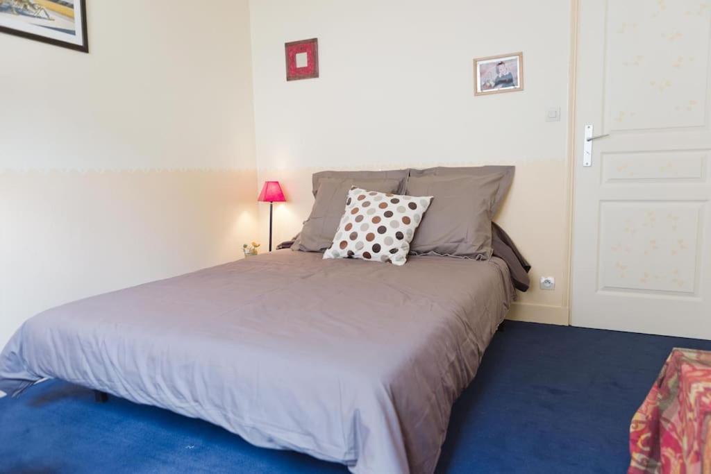 Quiet Duplex House Downtown Apartment