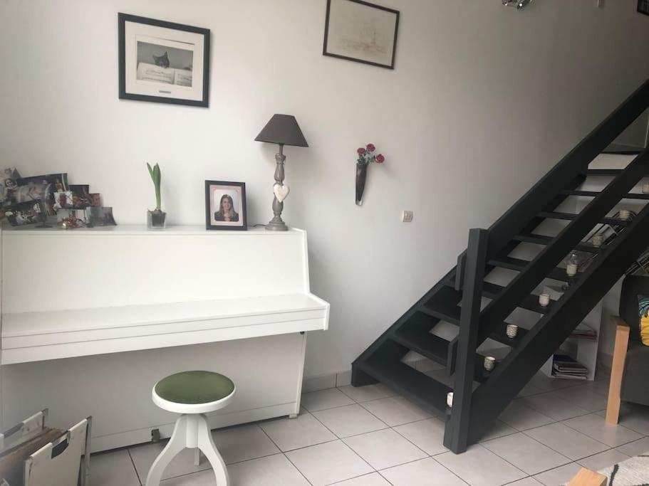 Apartment Quiet Duplex House Downtown *