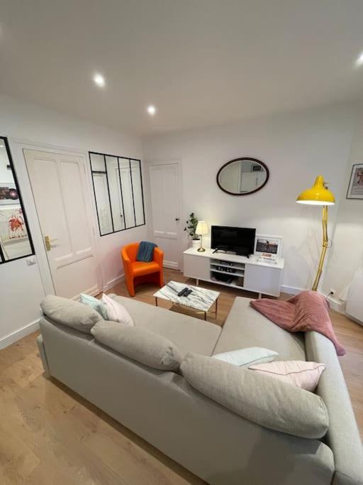 Aux Chartrons Apartamento *