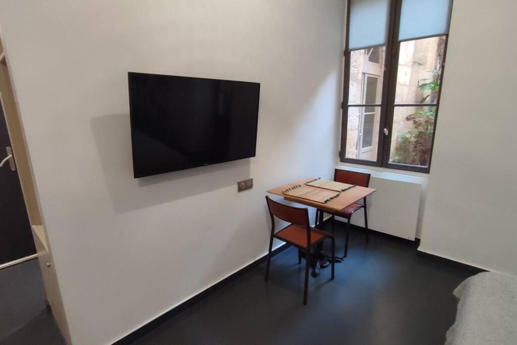Appartement Au Coeur Des Chartrons Bordeaux