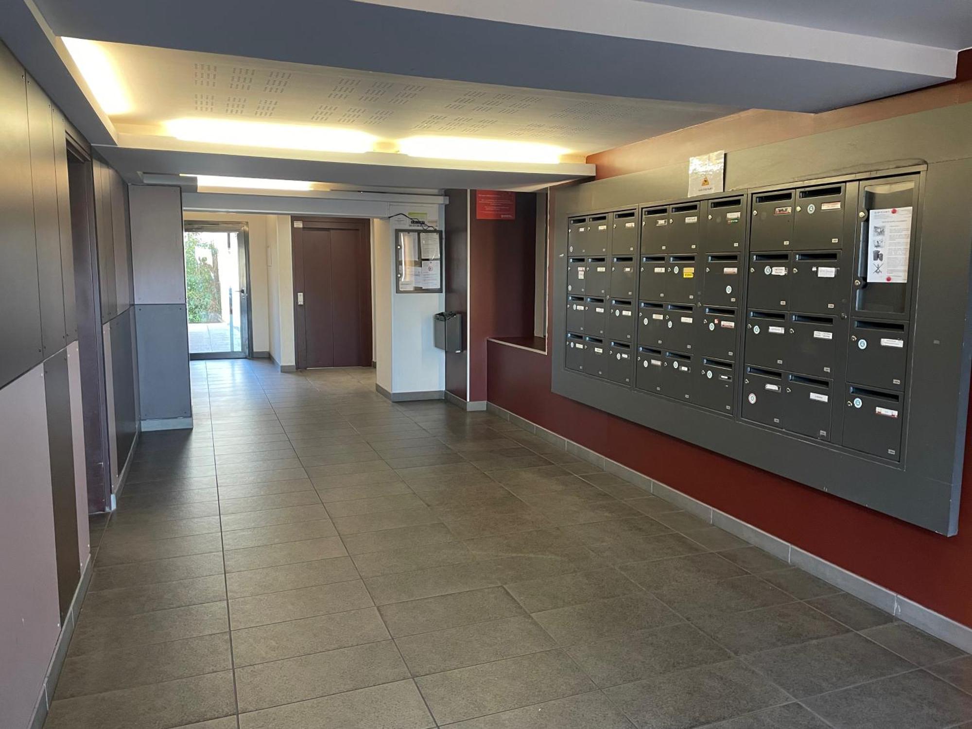 Apartment Larminat Bordeaux