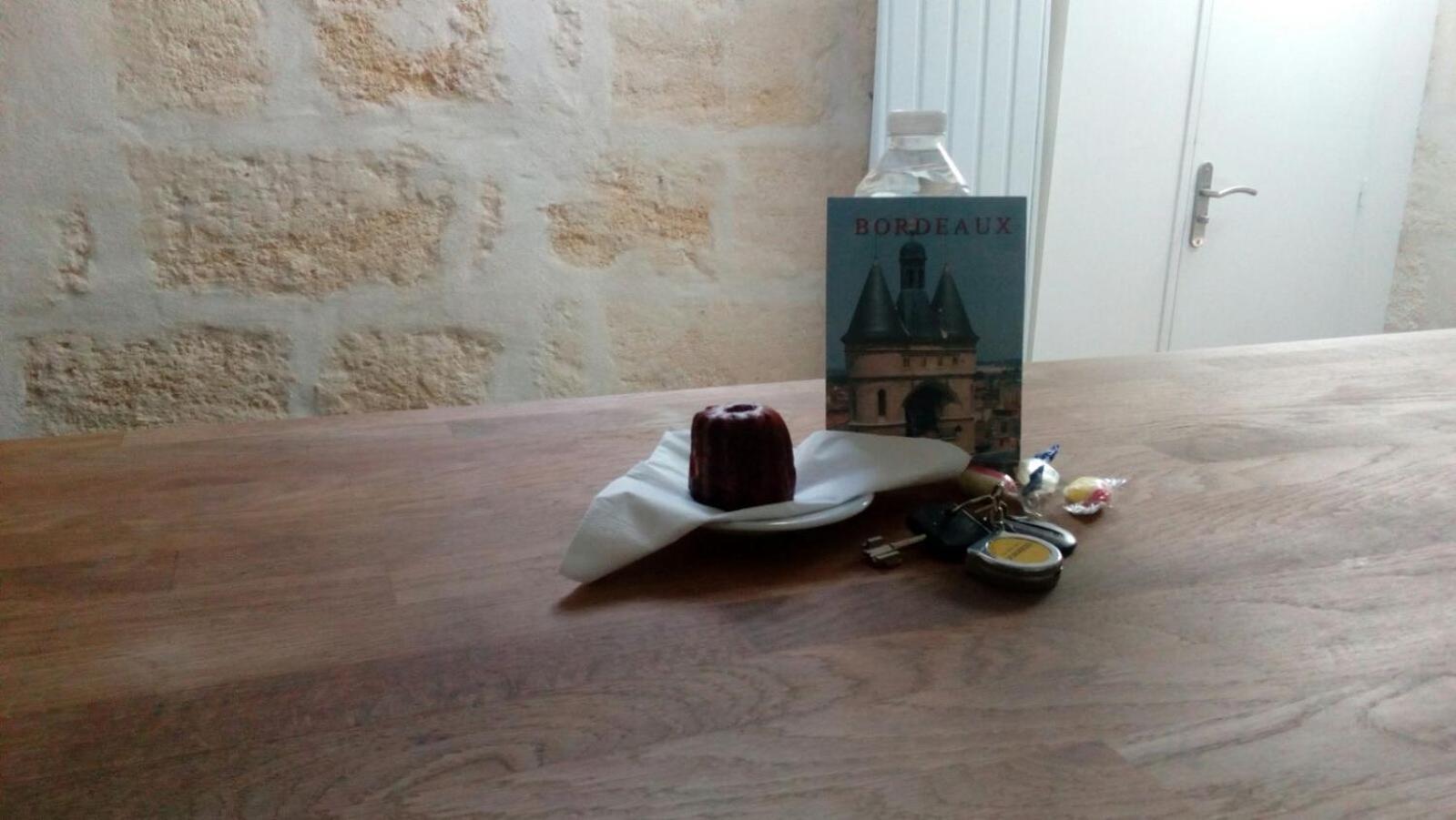 Apartment Cosy Sur Les Quais De Saint Michel *