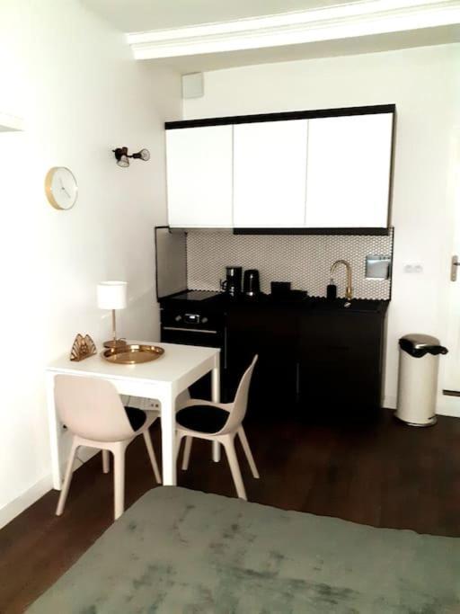 De Charme Neuf Tourny Hyper Centre Apartment