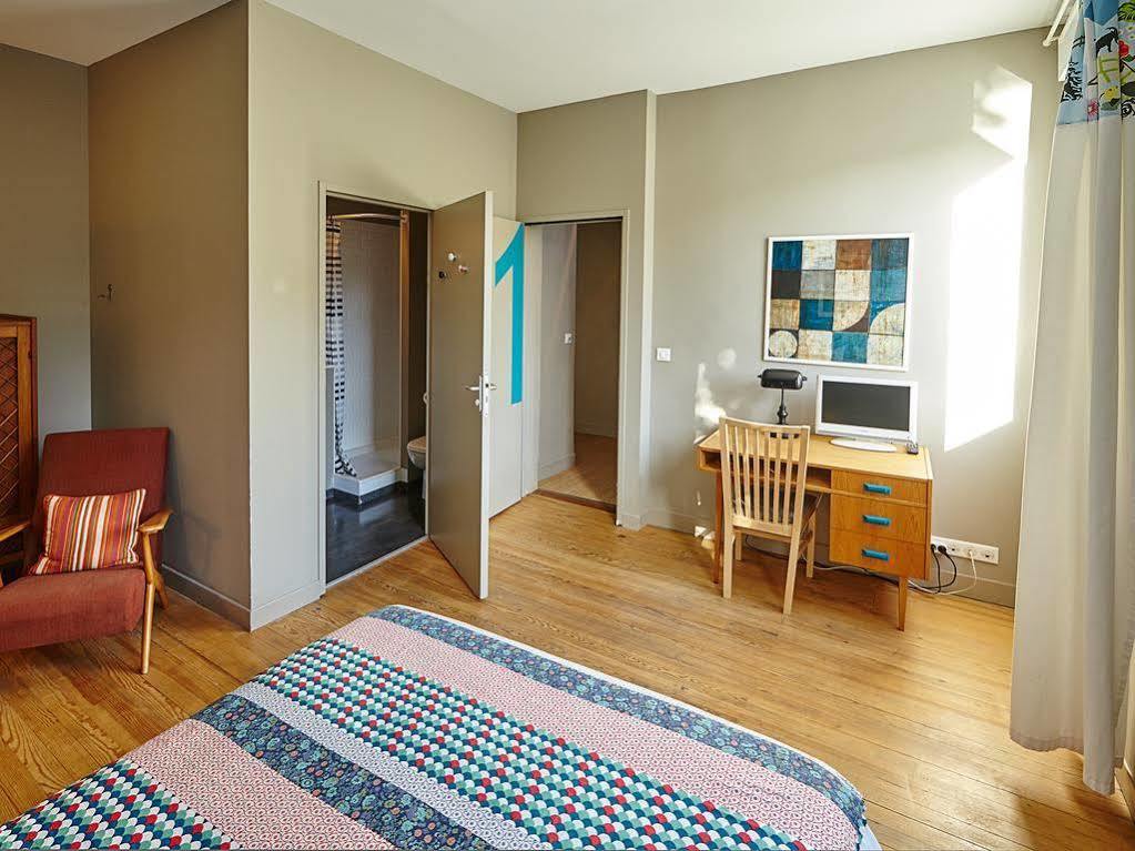 Chambres D'hotes Les Seraphines Bed & Breakfast *