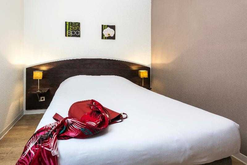 Teneo - Gare Saint Jean Aparthotel 2*