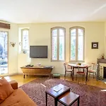 Centre Historique, Appartement Climatise Avec Terrasse