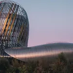 Bâteau cocoon au bassin des lumières