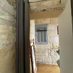 Appartement De Charme Et De Pierres Avec Terrasse