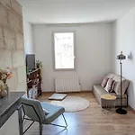 Lumineux Appartement Sous Les Toits A Pey Berland
