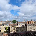 Lumineux Appartement Sous Les Toits A Pey Berland
