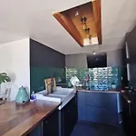 Duplex Atypique Et Chaleureux, Hyper Centre