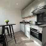 Studio Lumineux Avec Climatisation Pour 2 Personnes