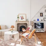 Elegant Appartement Place Du Parlement Pour 4 Personnes