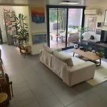 Superbe T3- Two Bedrooms Appartment With Garden And Petanque! Perfect Spot!