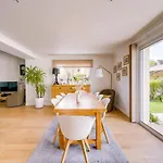 Maison Familiale Climatisee Avec Piscine