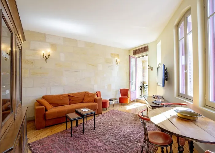 Centre Historique, Appartement Climatise Avec Terrasse