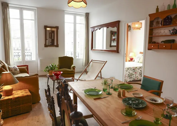 Apartment In The Heart Of Saint-Michel