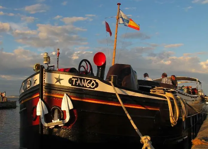 Barge Tango