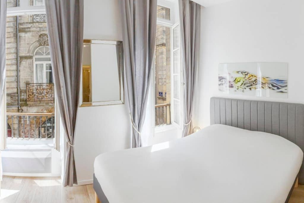 De Charme - Saint Pierre - Cœur Historique Appartement