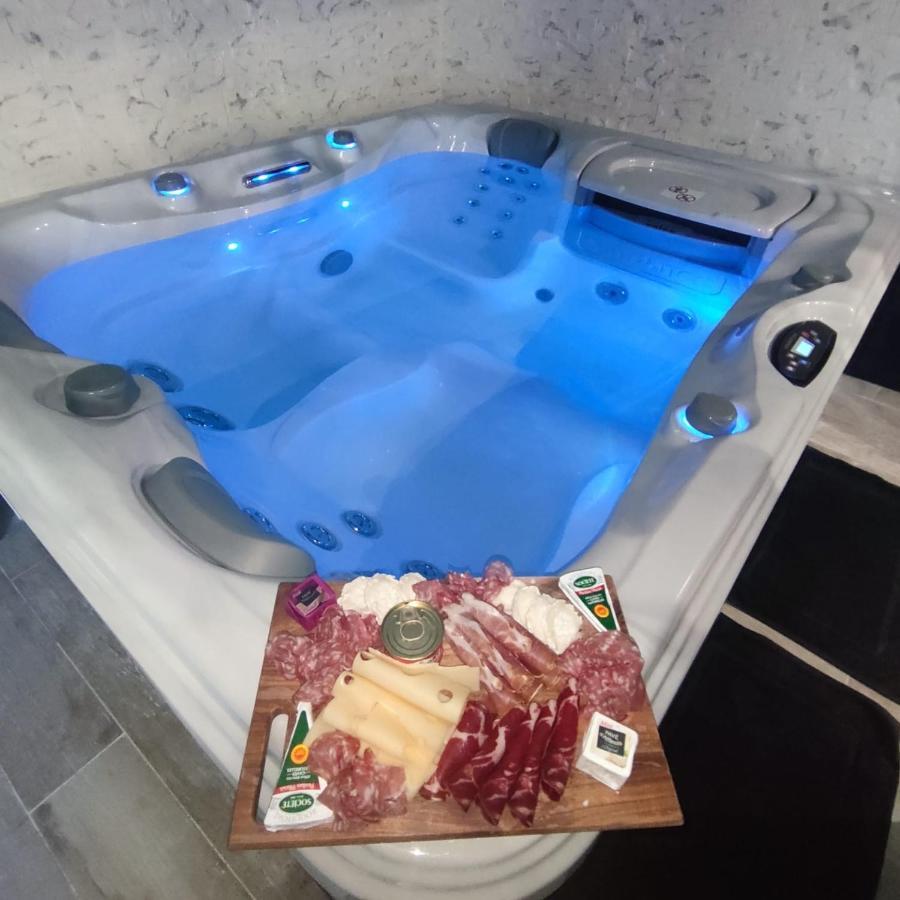 Love Room Bordeaux Apartamento *