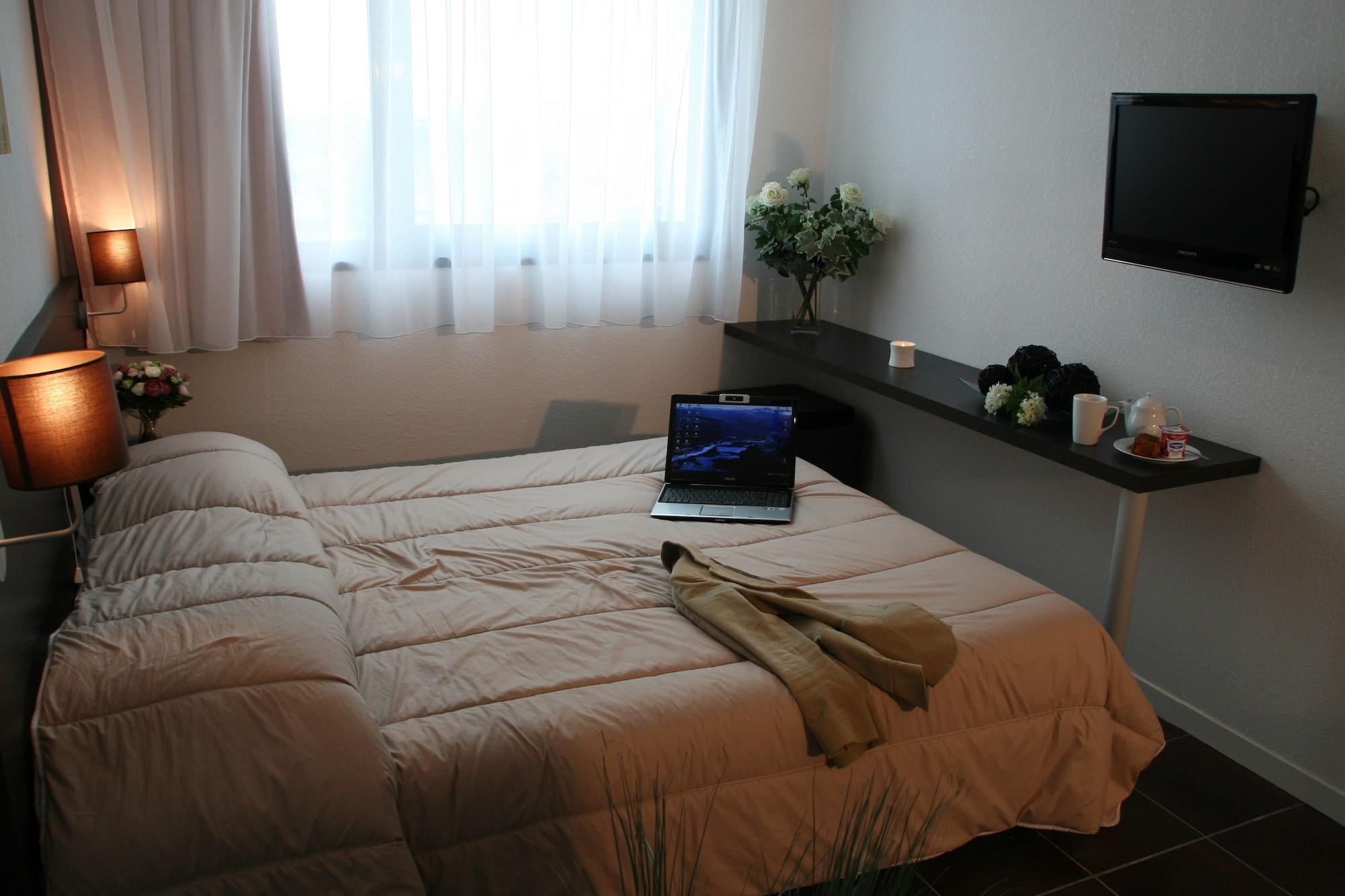 - Parc Des Expositions 3* Bordeaux