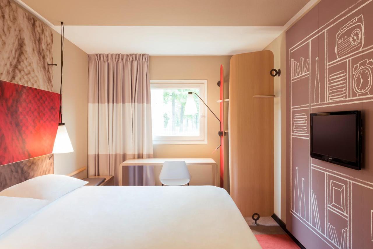 Ibis Centre - Gare Saint-jean Hotel