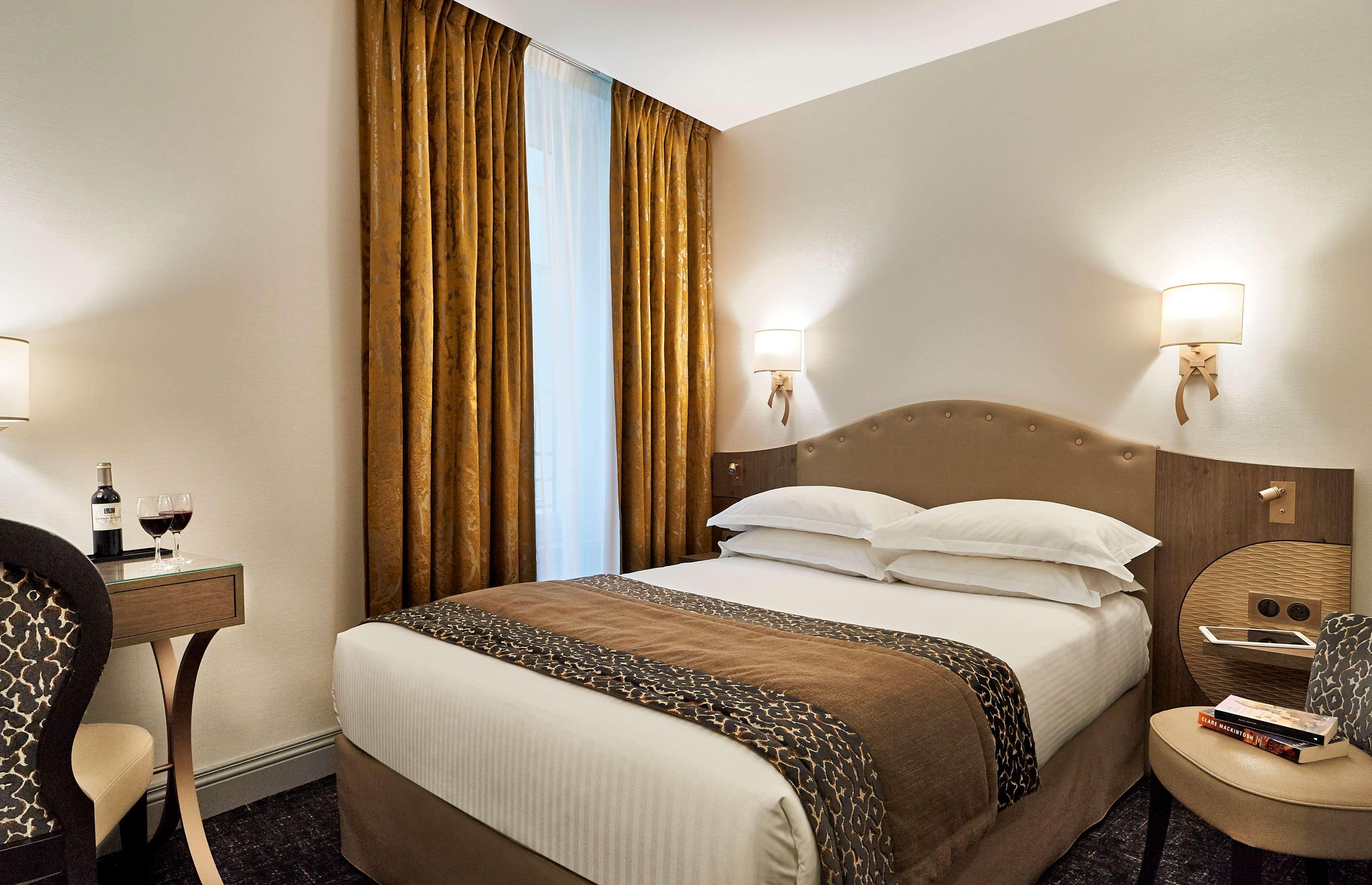 Western Premier Hbeo Centre Hotel