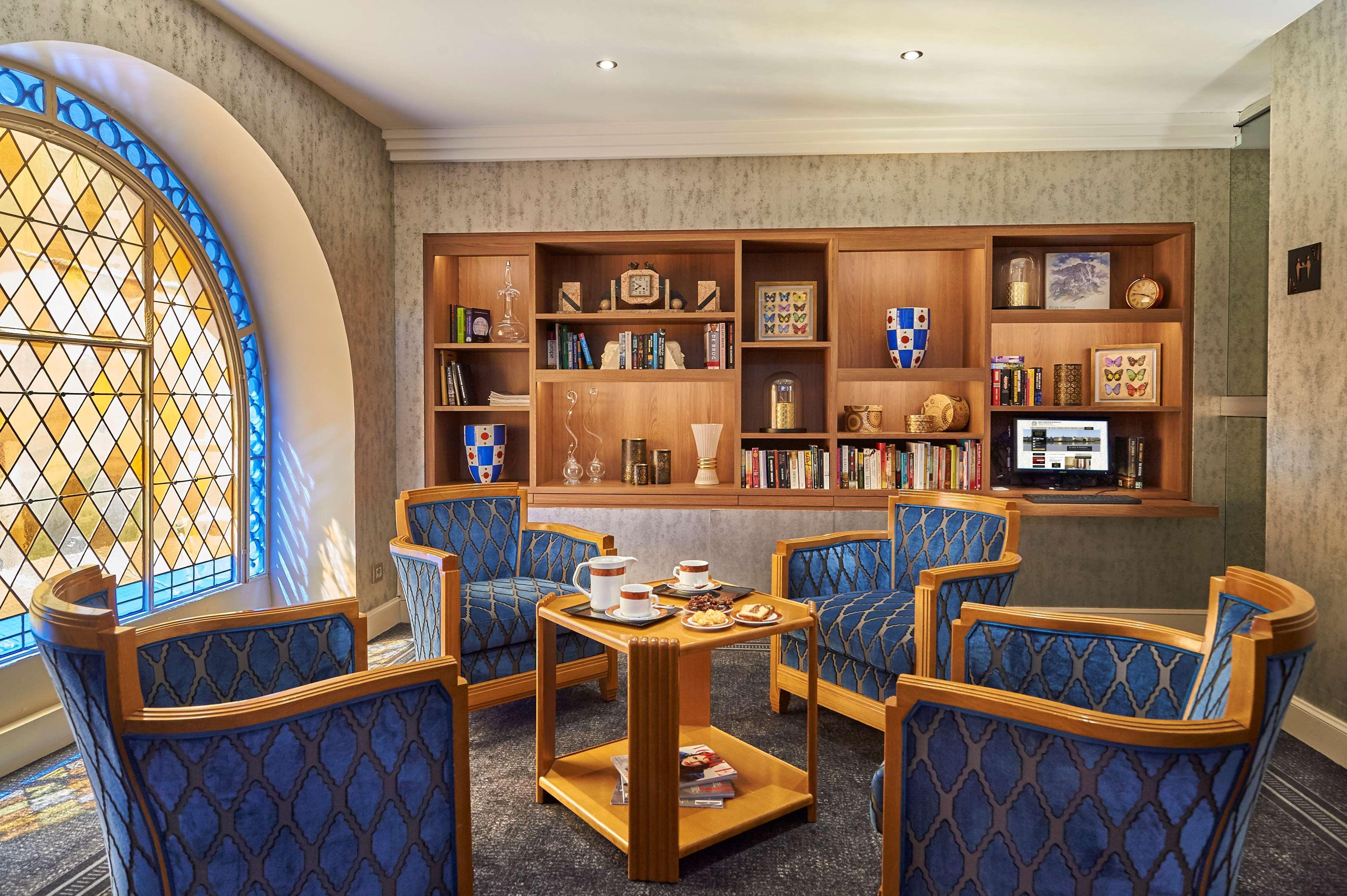 Hotel Western Premier Hbeo Centre 4*