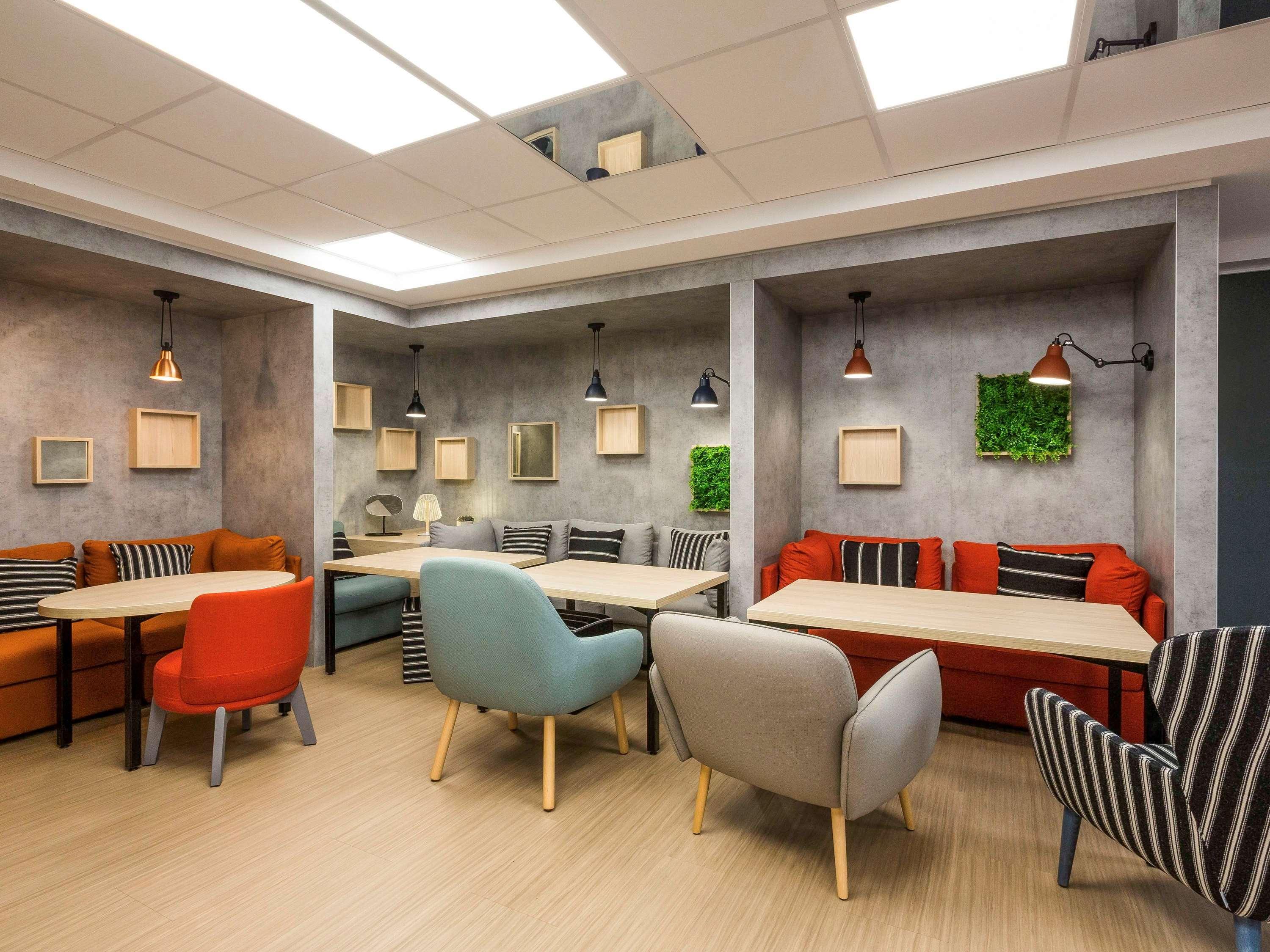 Ibis Centre - Gare Saint-jean Hotel 3*