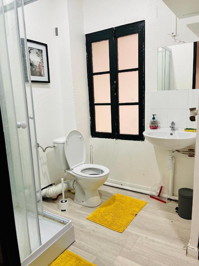 Studio Avec 25m2 Renove A 5 Min De La Gare Bordéus