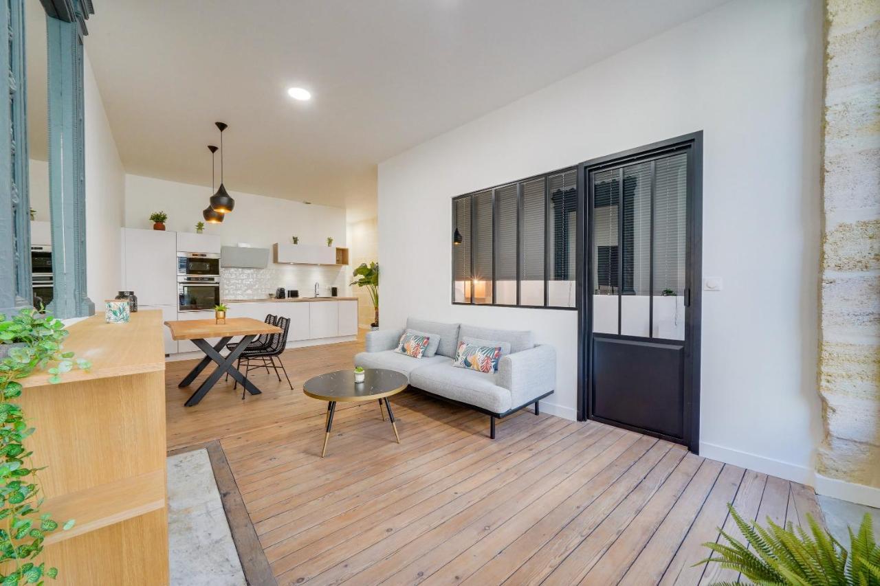 Le 61 - Superbe T2 Meuble Avec Balcon En Plein Coeur De * Bordeaux