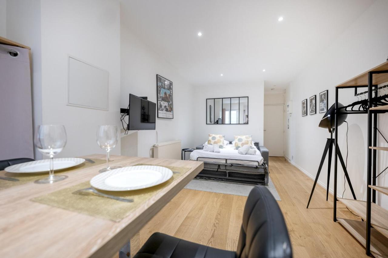 Les De Louis - Apartment *
