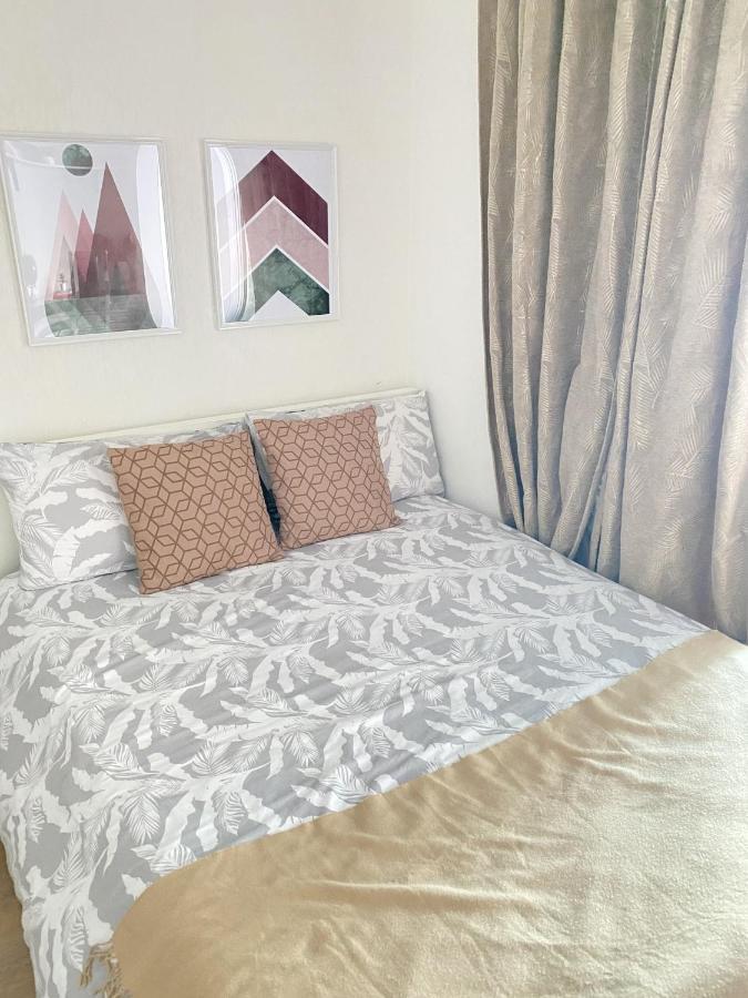Privee Avec Petit Salon Exterieur