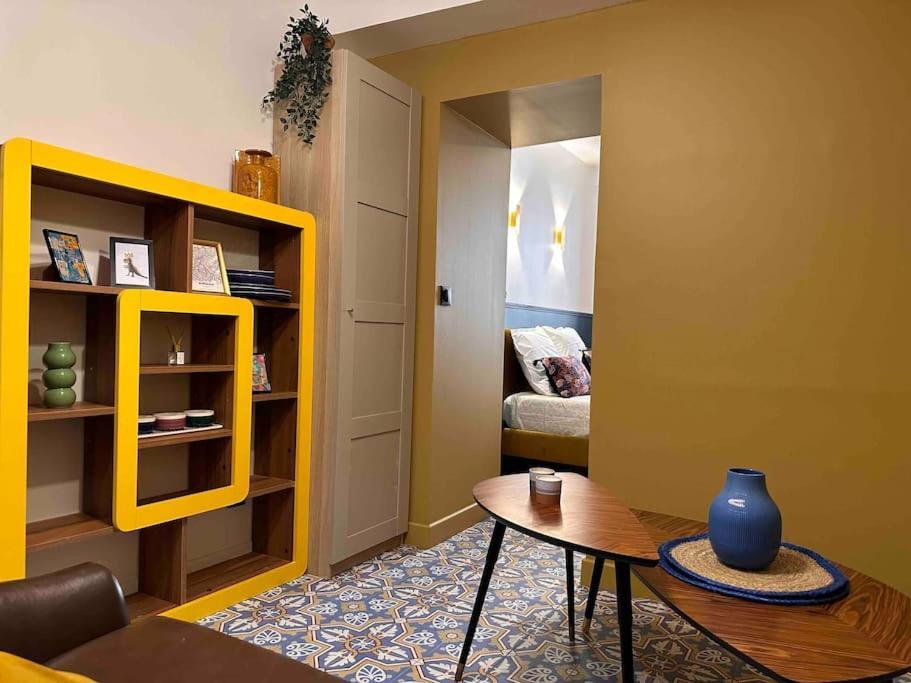 Hyper Centre Apartment *