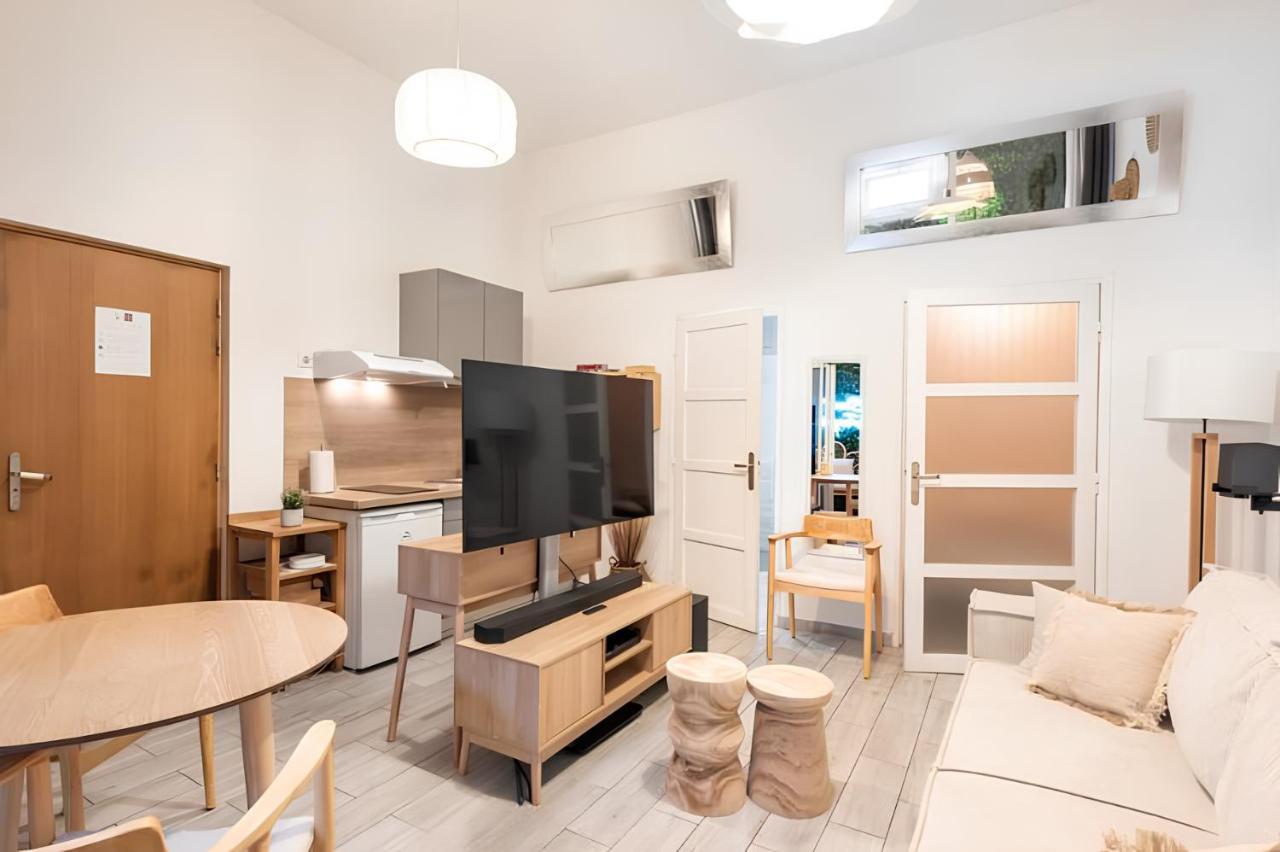 Apartamento Secret Jungle Chartrons - Hyper-centre Jacuzzi Bain Balneo & Cinema *