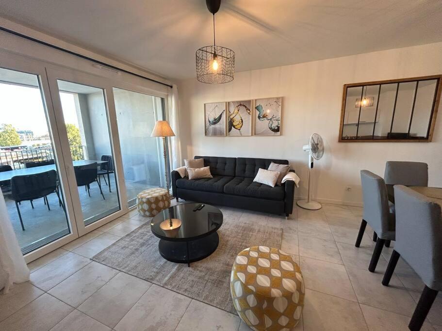 Apartment Magnifique T4 *