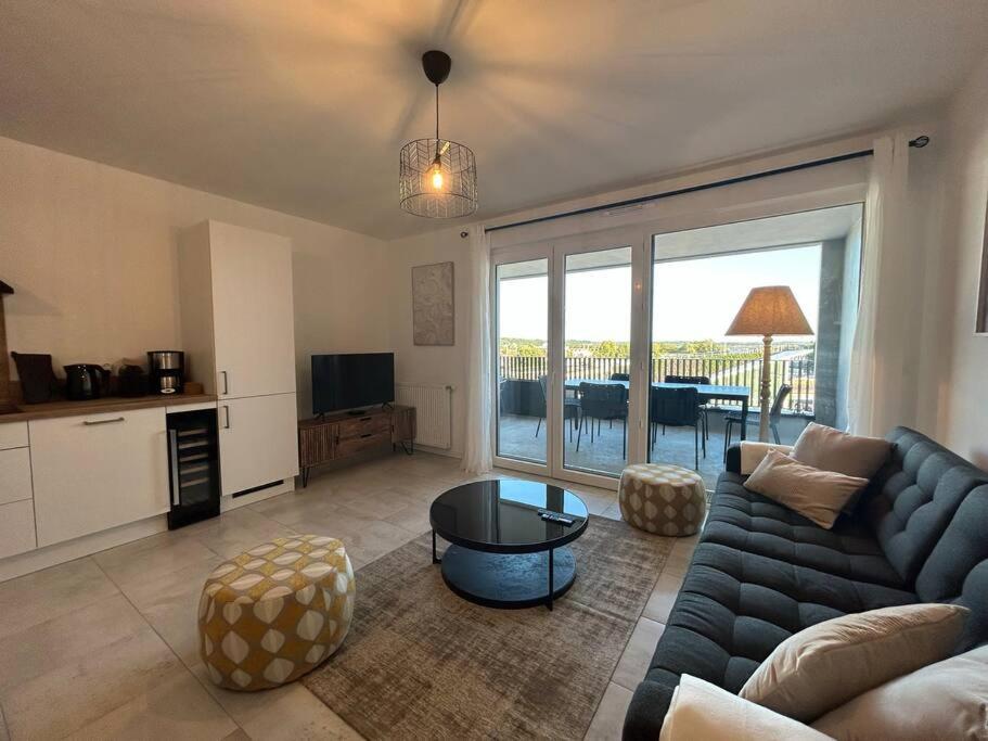 Apartment Magnifique T4 *