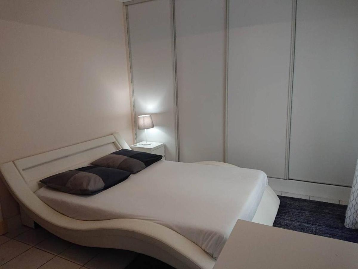 Dans Colocation Aux Chartrons Homestay