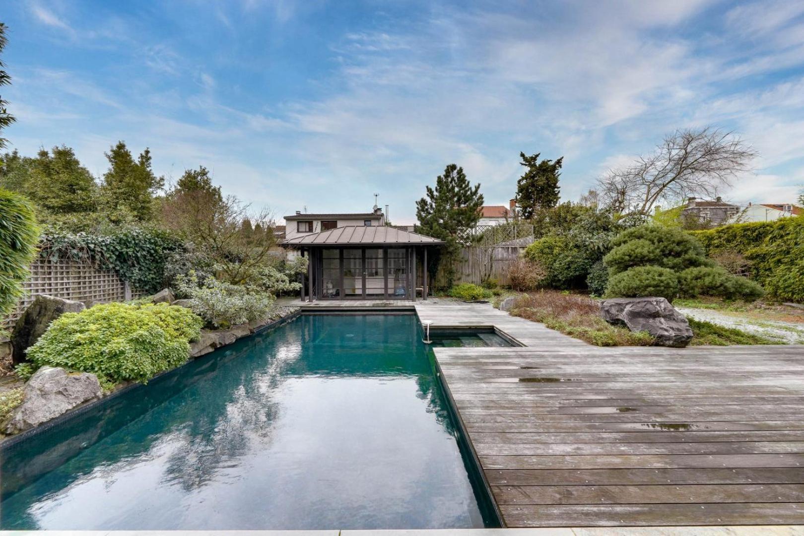 Very Beautiful Family House With Pool Guest house *