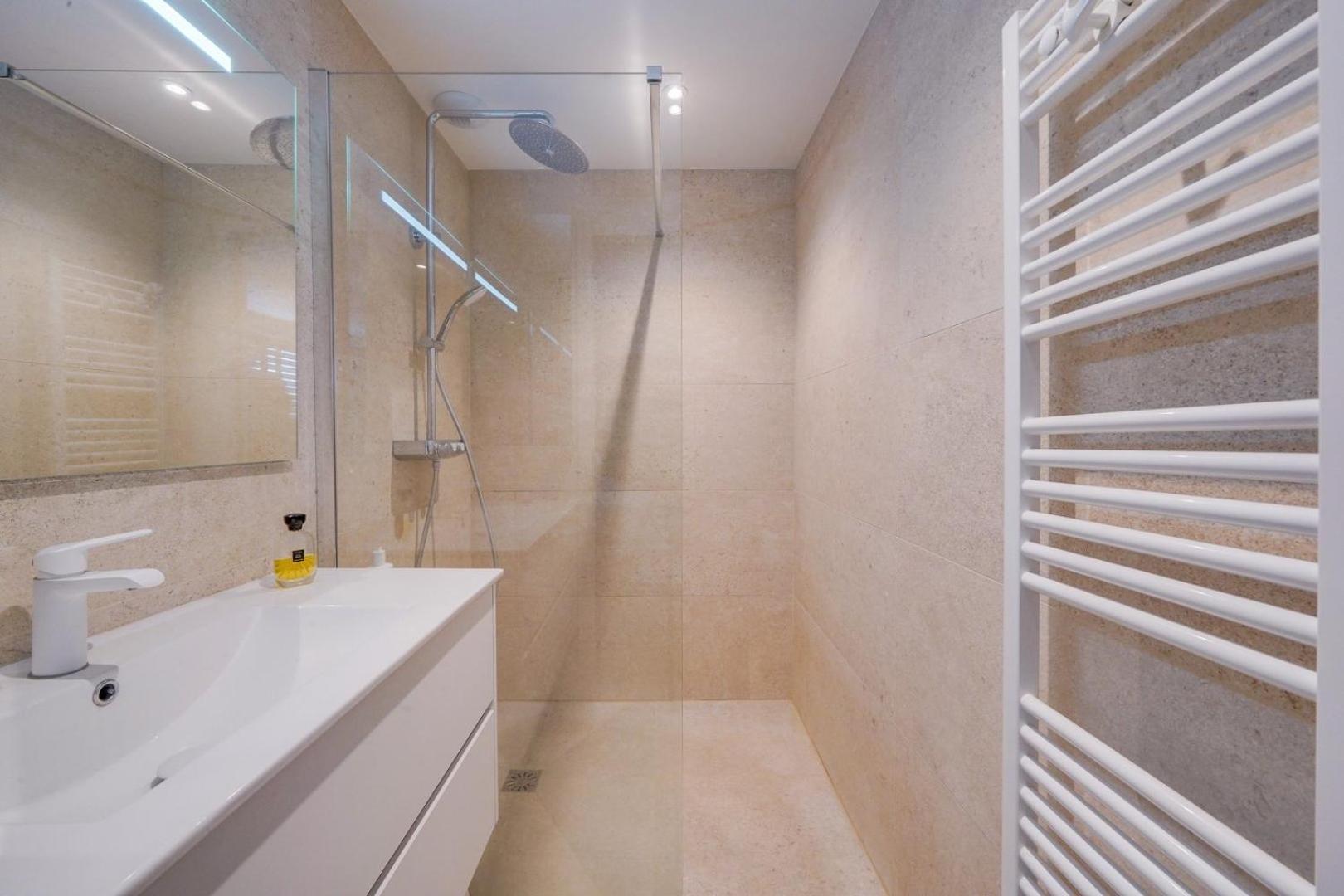 Maison d'hôtes Spacious Family With Swimming Pool Bordeaux
