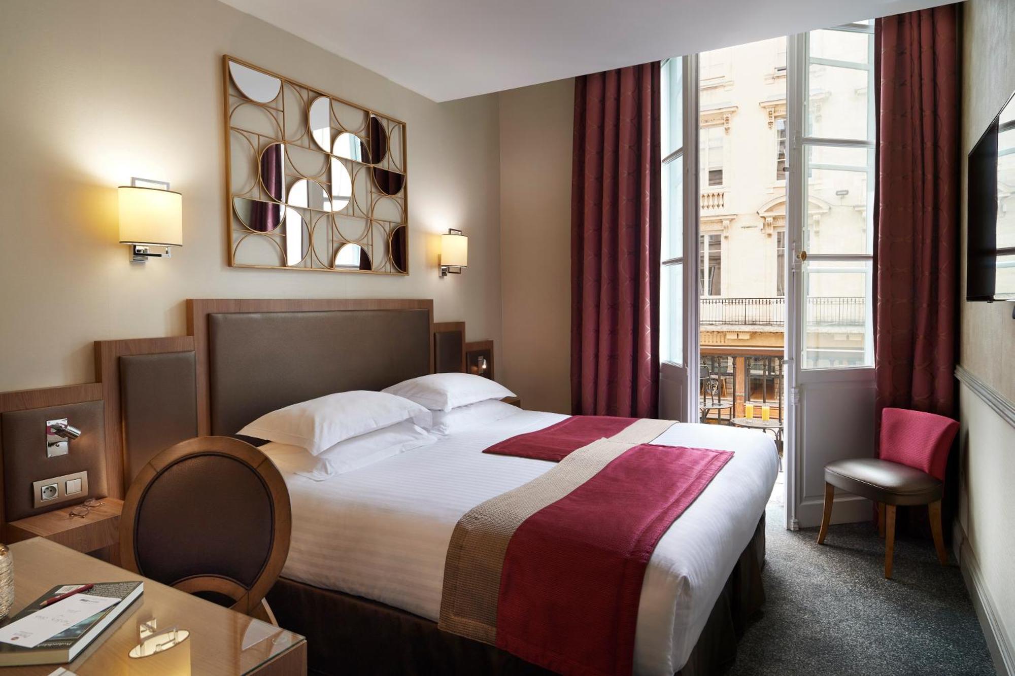 Western Premier Hbeo Centre Hotel