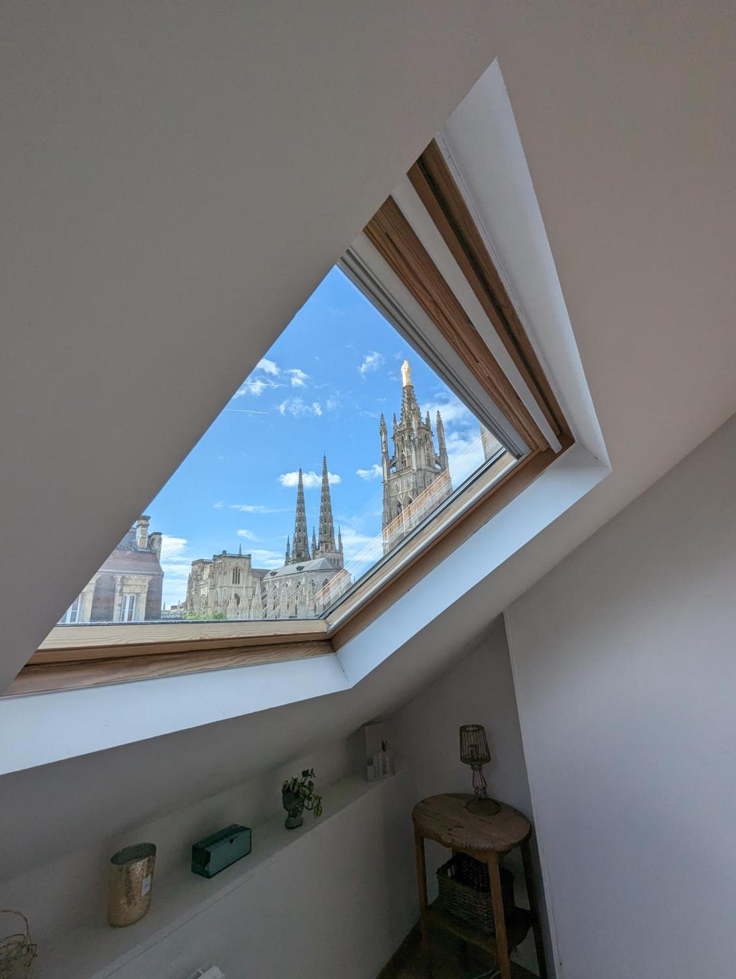 Apartment Lumineux Sous Les Toits A Pey Berland *