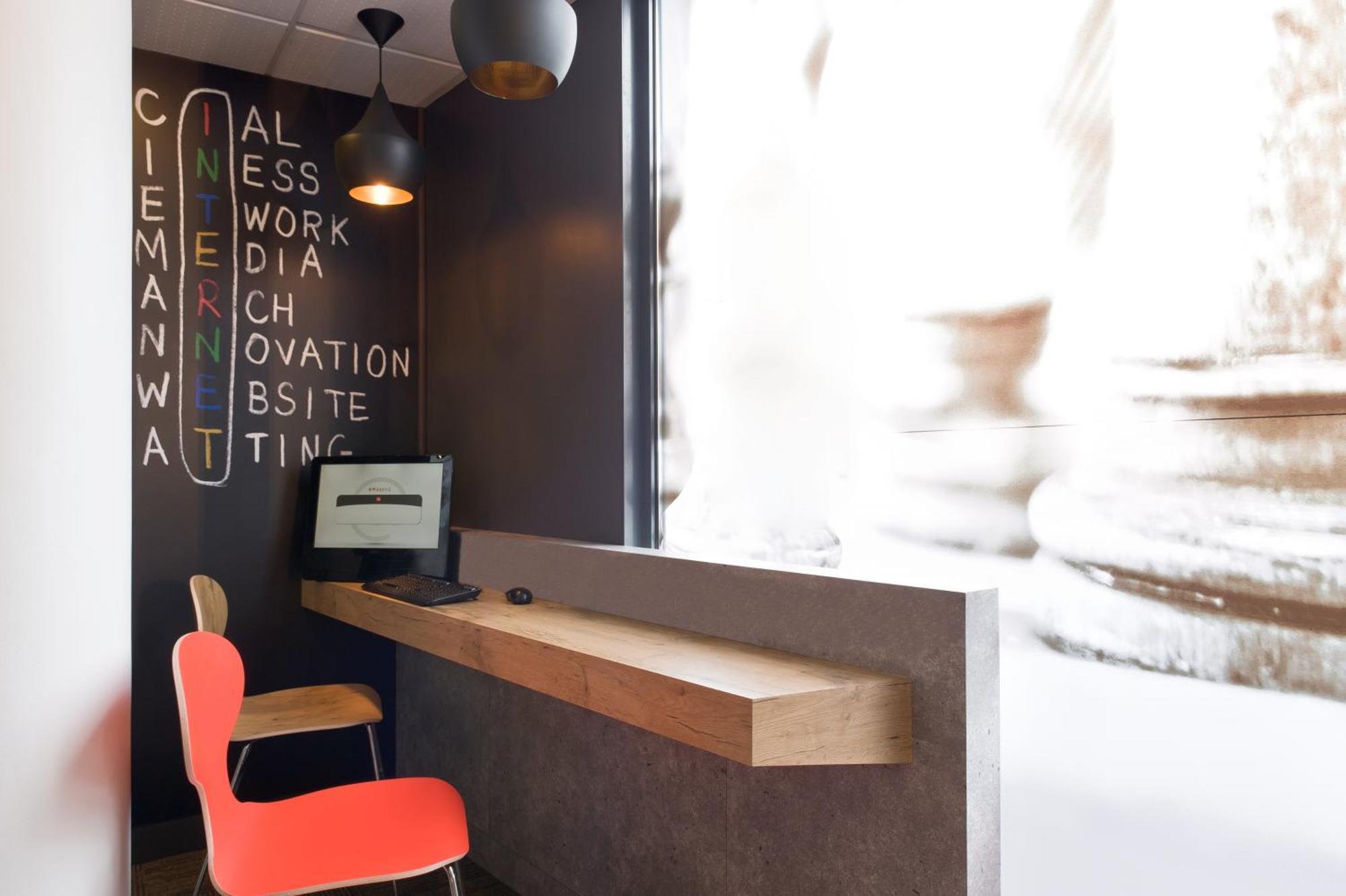 Ibis Centre - Gare Saint-jean Hotel