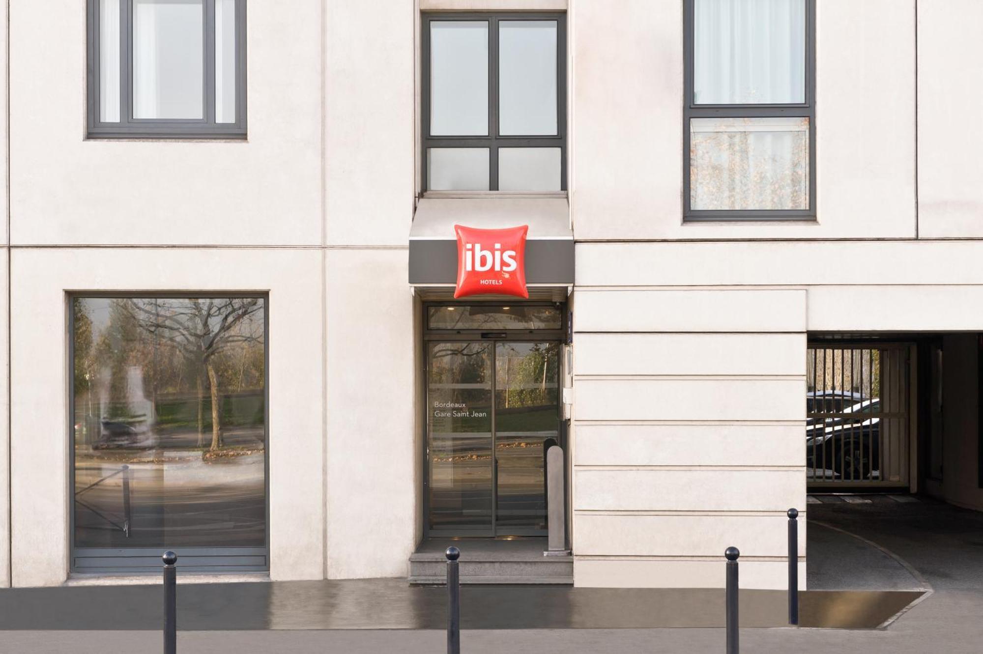 Ibis Centre - Gare Saint-jean Hotel