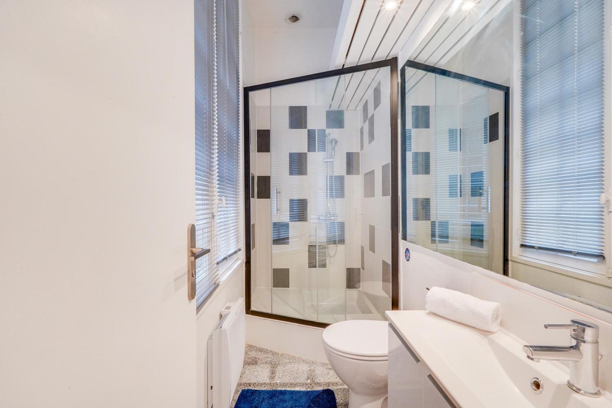 L'eclat Bordelais - Appt Au Coeur De Apartment Bordeaux