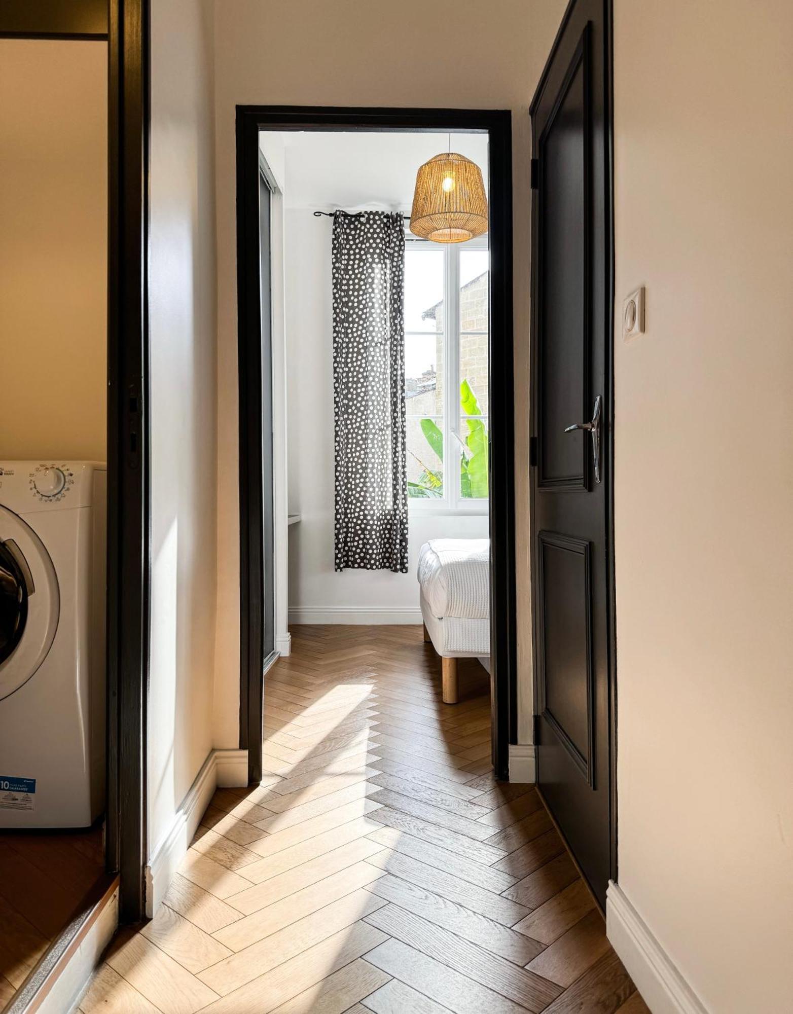 Apartment Centre-ville Donnant Sur Cours Vegetalisee *